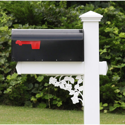 Cleveland Post Mounted Mailbox