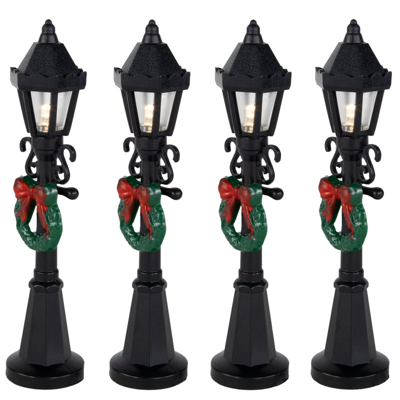 Ensemble de 4 réverbères illuminés Village de Noël - 4,75 po