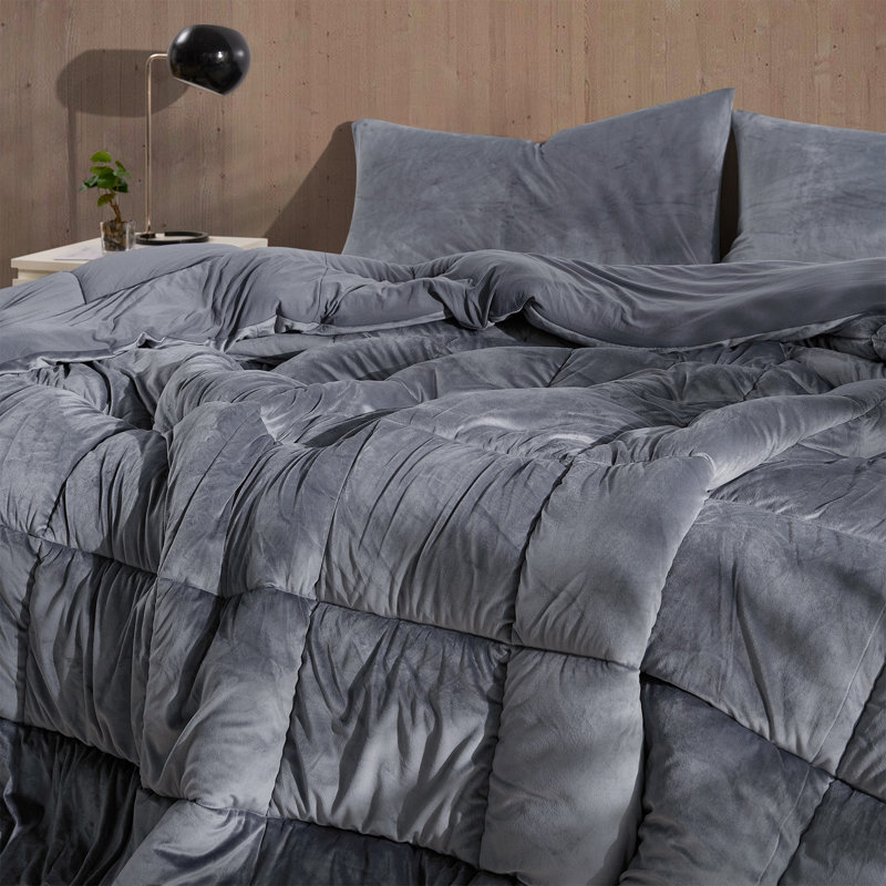 «I'm Not a Baby, I Just Sleep Like One - Édredon surdimensionné inducteur Coma, Bronze industriel, California King Comforter