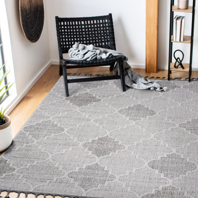 Loom & Collection Area Rug 5X7 White/Grey Trellis - Stain , Non-Shedding, Pet Approved, , Soft Underfoot By Stainproof, Non-Shed, Pet-, Easy Maintenance, Different Sizes