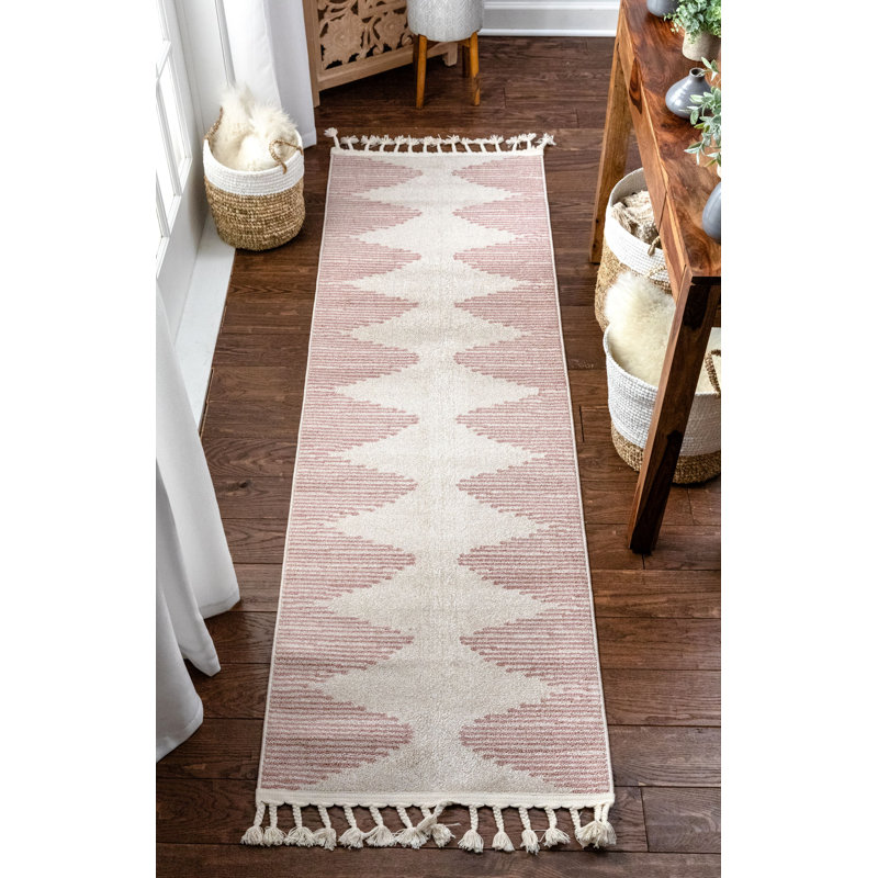 Loop-De-Loop Geometric Synthetic Area Rug, Runner 67 x 220cm