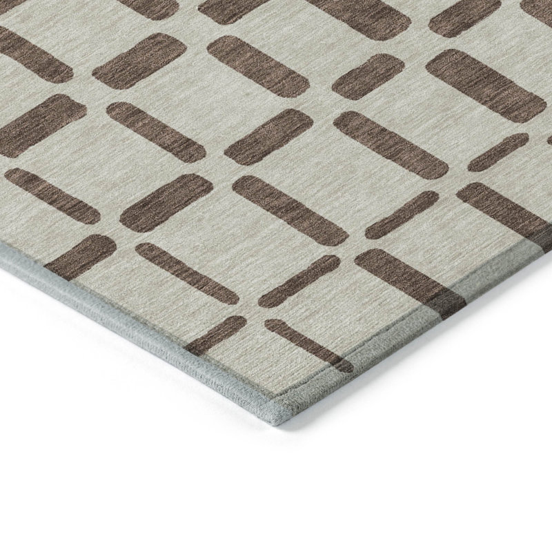 Malek Indoor/Outdoor Area Rug with Non-Slip Backing, Round 8'