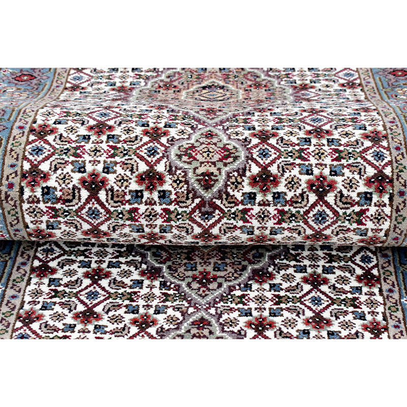 Wool Oriental Area Rug in Ivory, Runner 2'6" x 6'