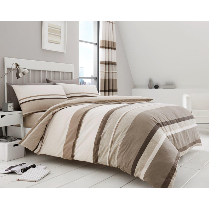 Printed Polycotton Duvet Cover Set with Pillowcases Delivering Lightweight Comfort, Natural/Brown, Double