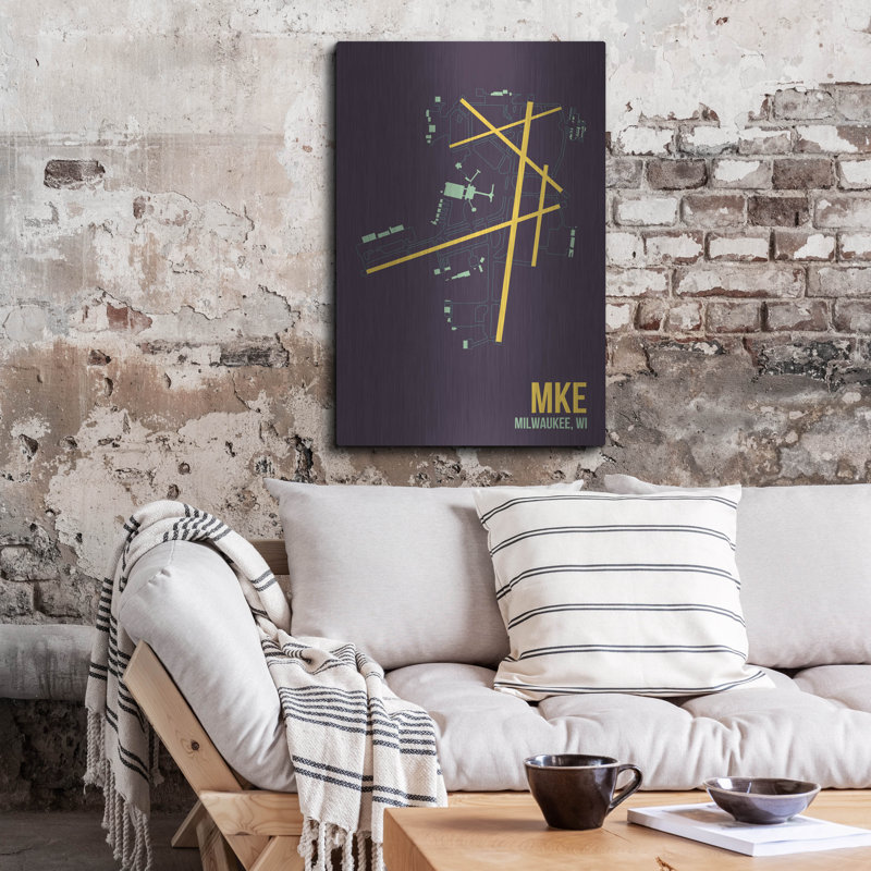 "Mke" par O8 à gauche, H 36 po x l 24 po