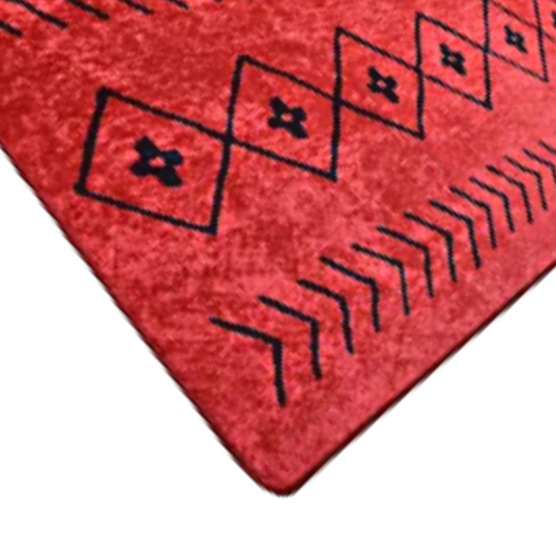 Kieron Southwestern Red Area Rug, Rectangle 2'6" x 5'