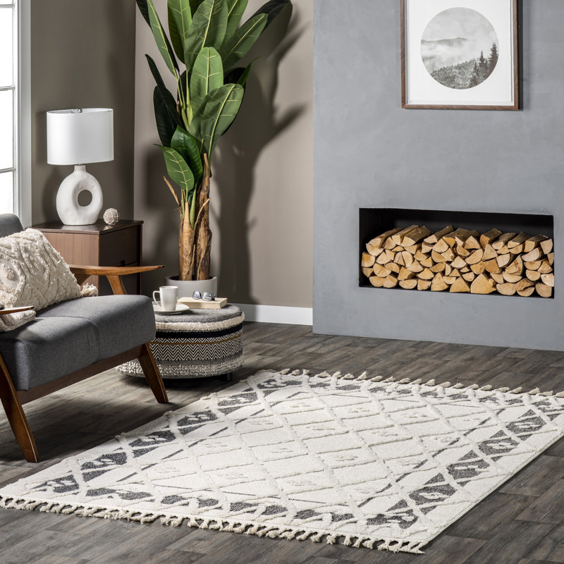 Tapis géométrique transitionnel à pampilles, Rectangle 5 pi 3 po x 7 pi 6 po