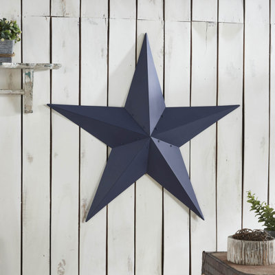 Festive Finds Metal Star Distressed Rust