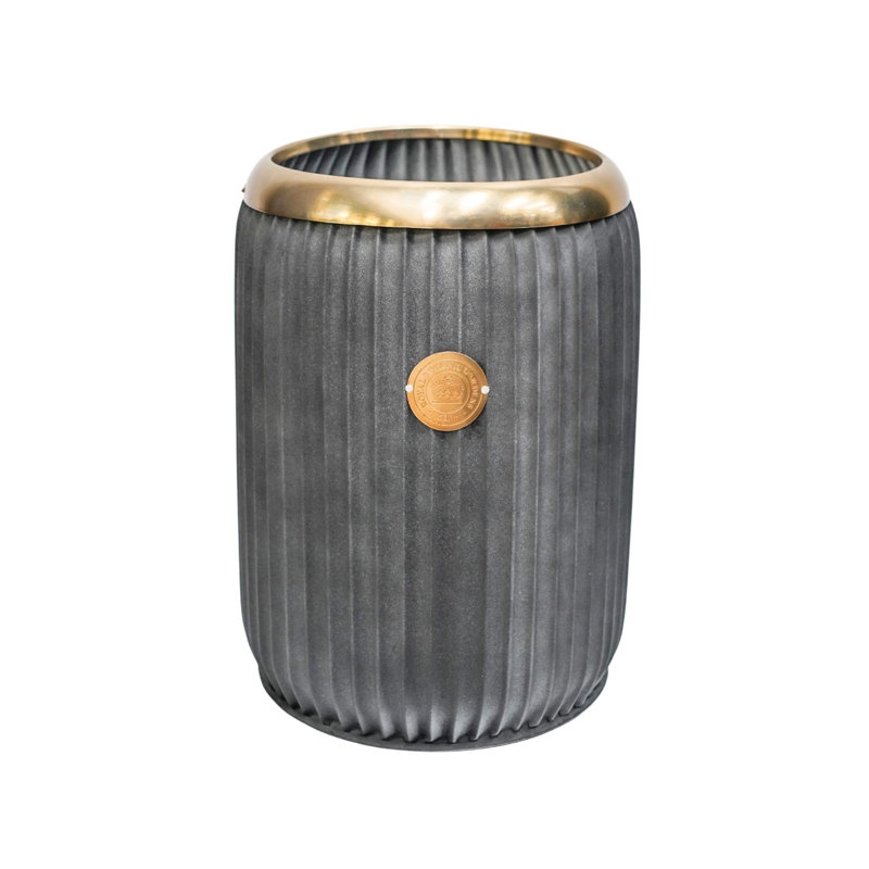 Kew Richmond Planter, 38 cm H x 26 cm W x 26 cm D