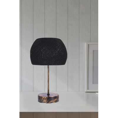 Lampe de table en métal