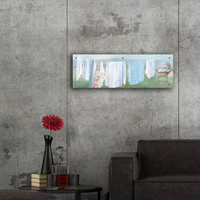 «Laundry Day», art mural en verre acrylique 9 pi par Danhui Nai