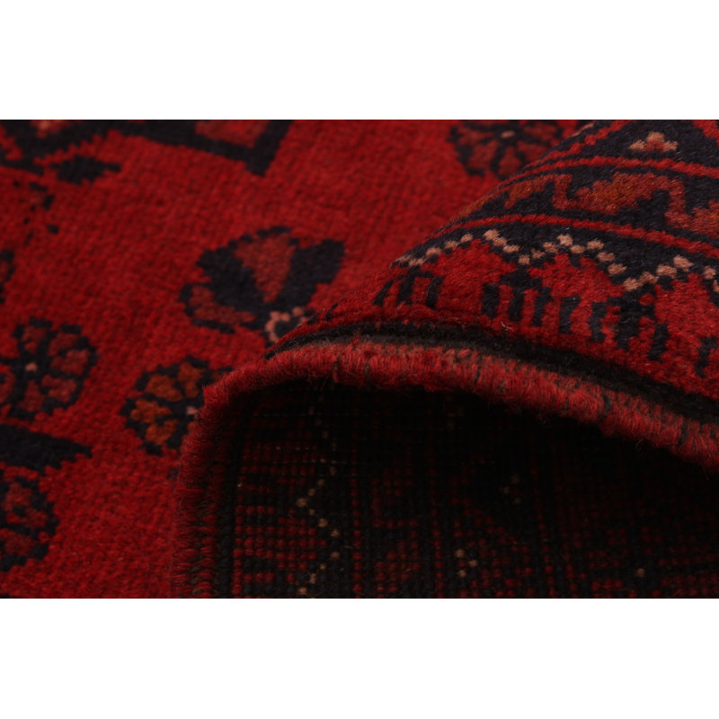 Tapis de zone en laine rouge 3 pi 4 po x 4 pi 11 po one-of-kind à la main-noué la 2010 esari turque Allaina