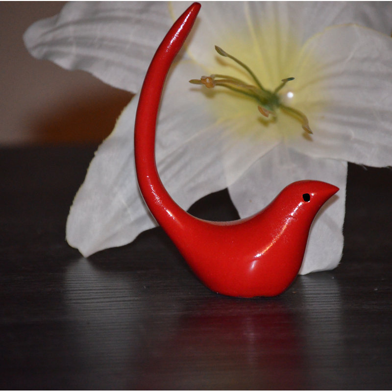 Metal Ring Holder + Figurine Included, Red