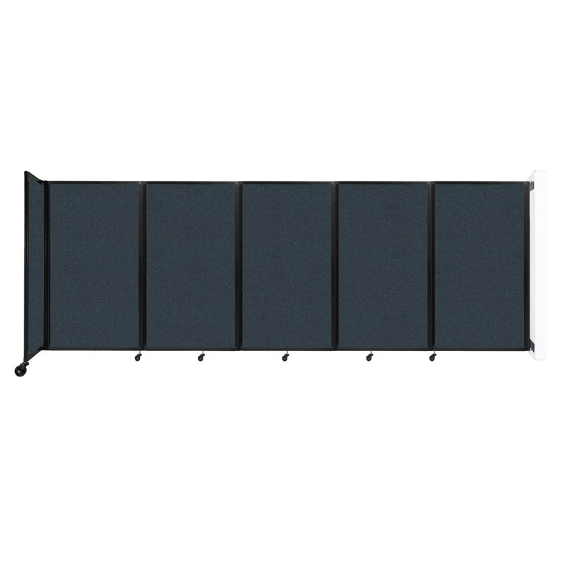 11 - Cloison pliante à panneaux, 5, Épinette du Colorado, H 60 po x l 168 po x P 12 po