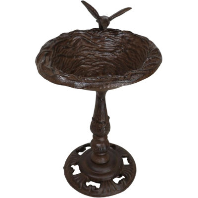 Tucana Iron Pedestal Birdbath