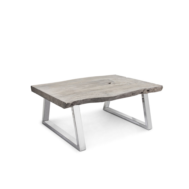 Table basse à tréteaux