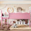 Lits mezzanine pleine grandeur avec tablette pour livres Safe, panneau de fibres à densité moyenne en bois de pin, chambre d'enfant rose moderne