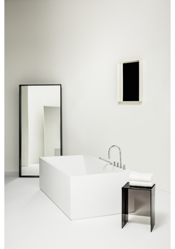 Kartell 66.93'' L Freestanding Soaking Bathtub