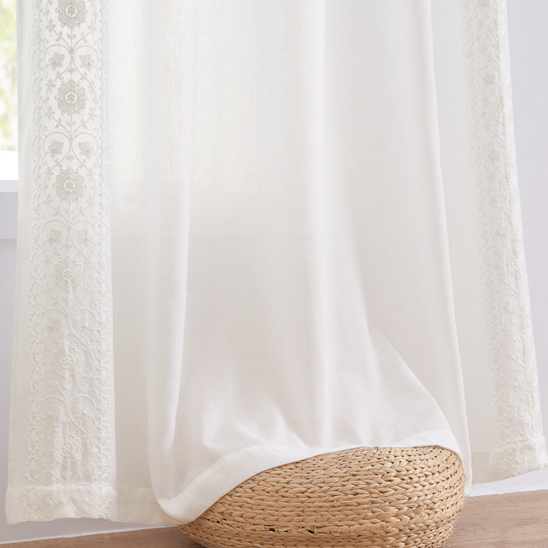 Mélange de lin à motif floral brodé pour chambre à coucher, Off White, L 54 po x L 84 po