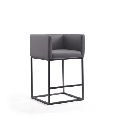  Bar & Counter Stool