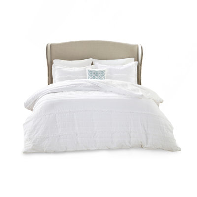 4-Piece Cal King / Cal King /Cal King Microfiber 2-In-1 Duvet Set With Quilted Top & Button Closure For Versatile Use & Elegant Shabby Chic Style