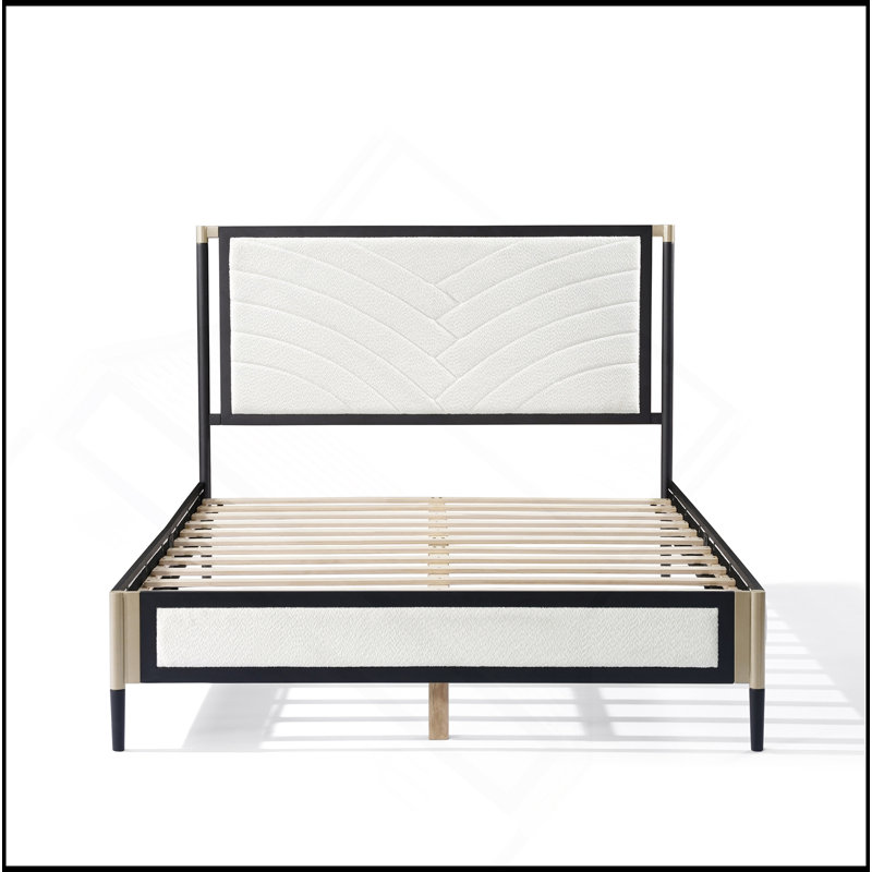 Lit avec tête de lit en tissu blanc, cadre champagne argenté et noir, Lit double