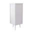 Armoire de coin moderne de 22,25 po avec portes et tablettes en verre trempé pour un rangement polyvalent dans la salle de bain, le salon et la chambre à coucher