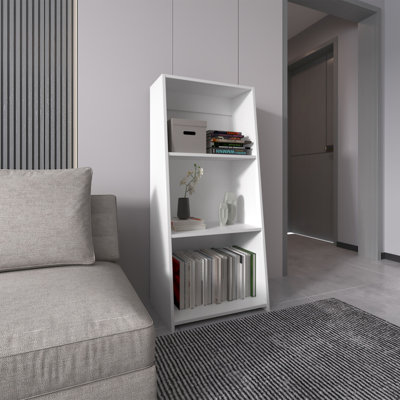 Bibliothèque haute à trois niveaux pour rangement et présentation organisés