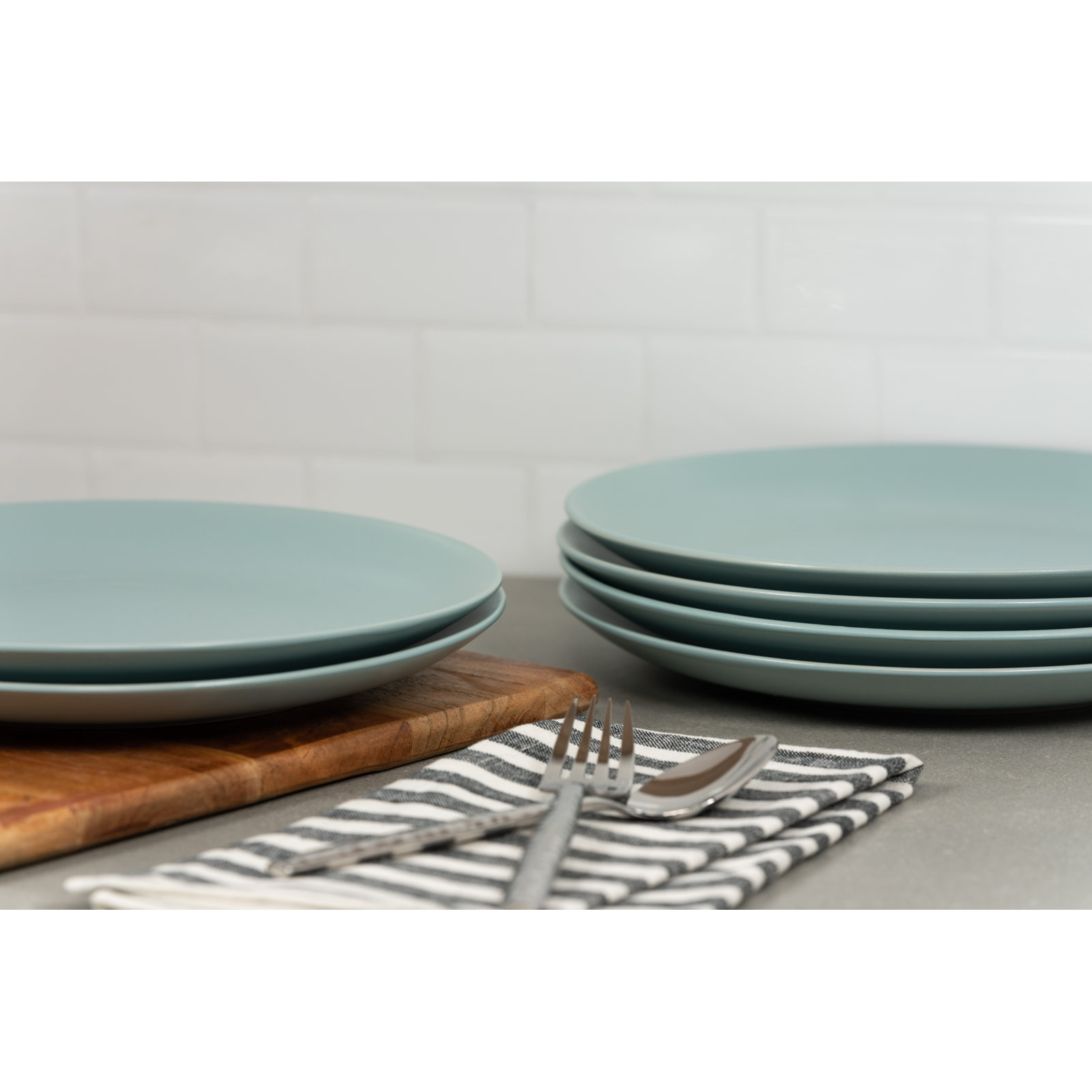Wazee Matte 11" Dinner Plate, Mineral Blue