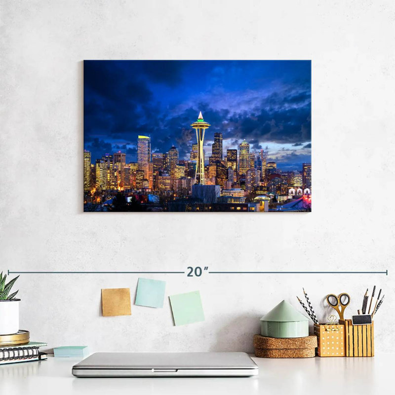 Sireci Space Needle Standout, 8" H x 12" W