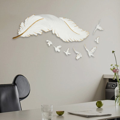Décoration murale plume en résine