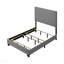 Grand lit, tissu gris clair