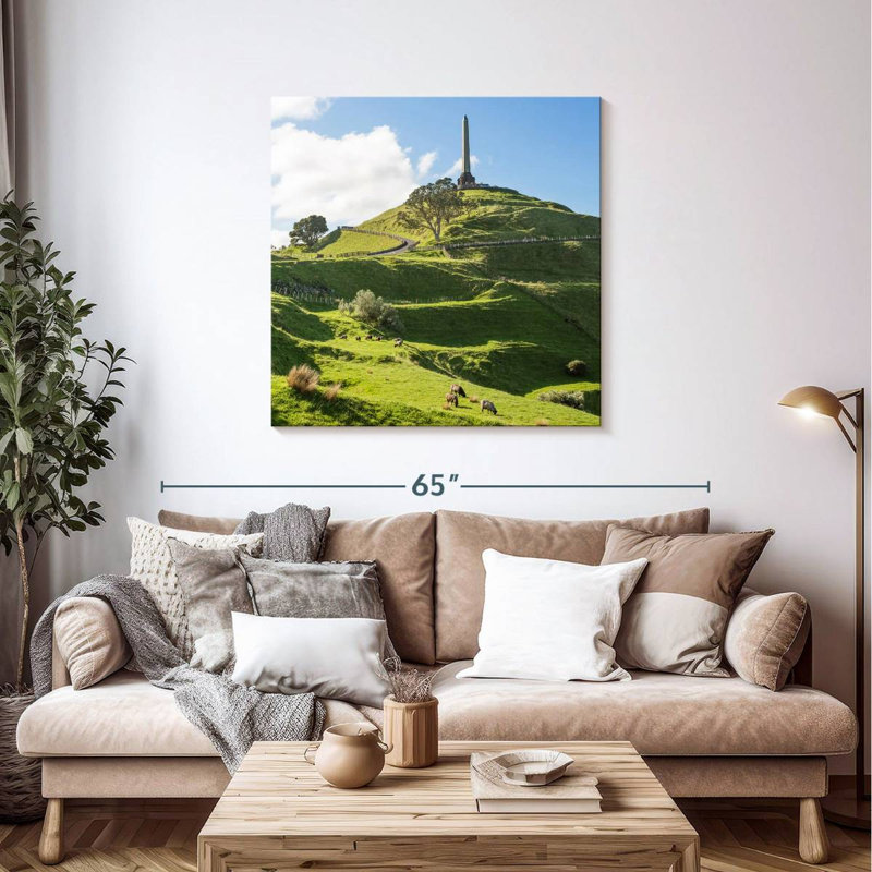 Arney One Tree Hill, 39" H x 39" W
