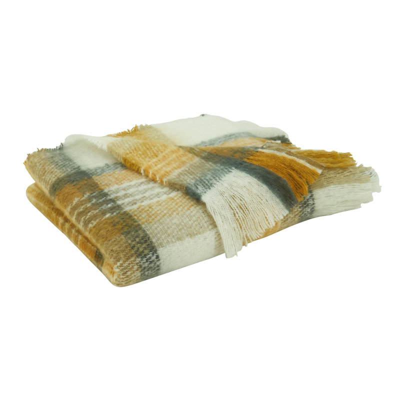 Armana Throw
