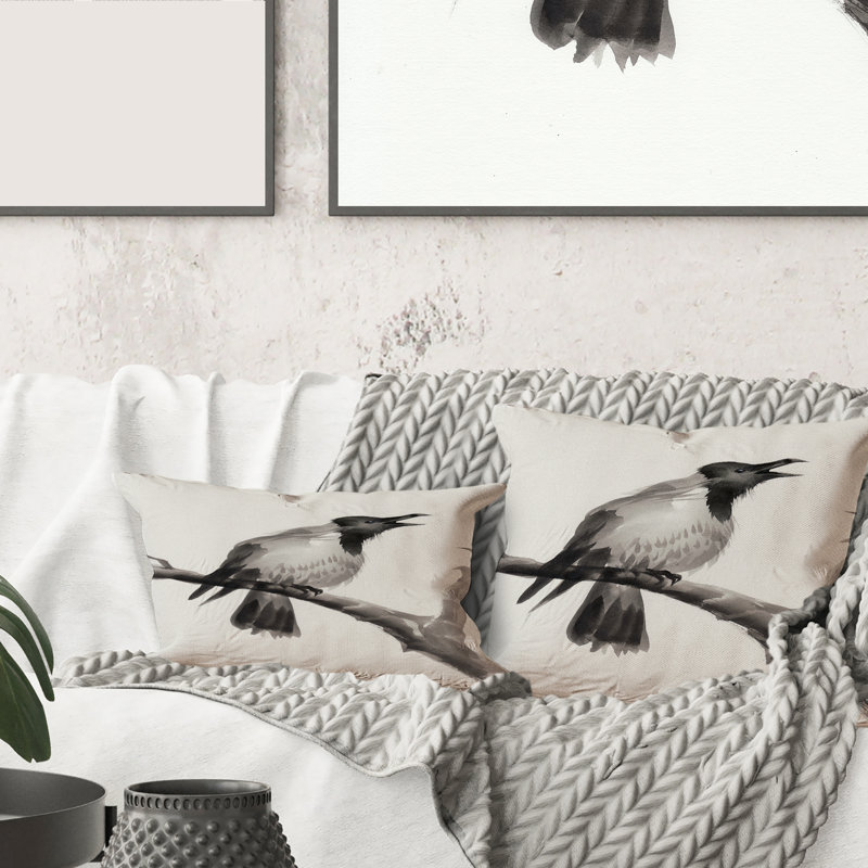 Housse et insert de coussin rectangulaire Crying Crow on a Branch