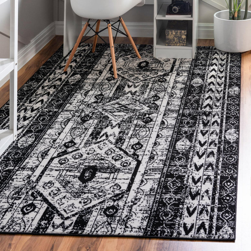 Ibaad Geometric Indoor Rug, Rectangle 10' x 14'1"