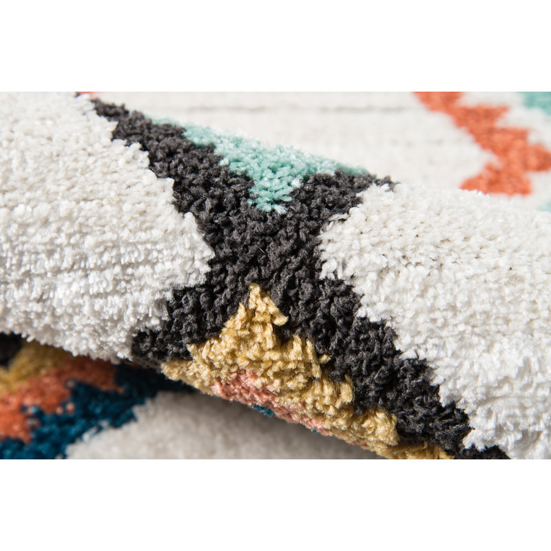 Tapis ivoire / rouge Addie, Rectangle 5 pi x 7 pi 6 po