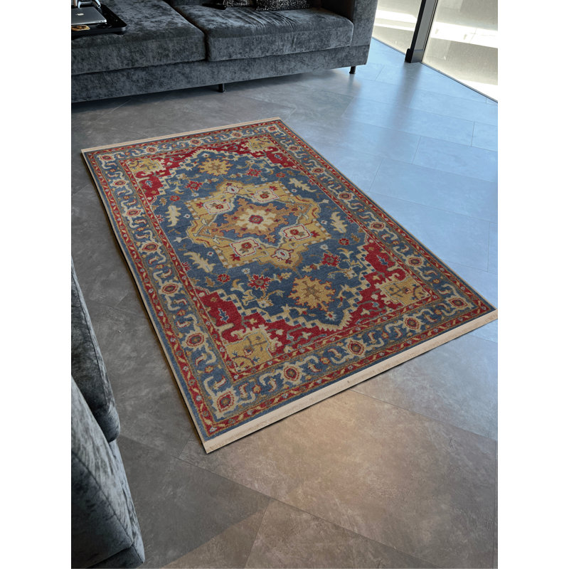 Tapis bleu / jaune à motifs traditionnels, Rectangle 4 pi 11 po x 9 pi 10 po