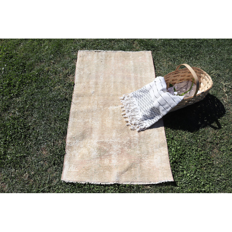 Tapis turc vintage en laine Oushak beige pour décor de petit espace ou paillasson