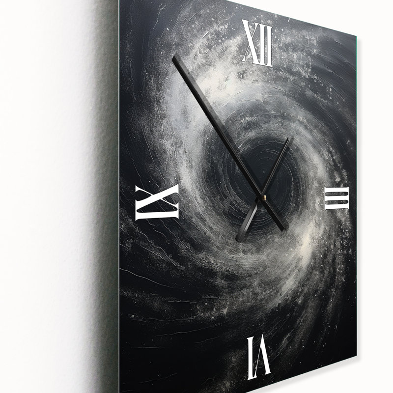 Horloge murale spirale noire surdimensionnée, Médium