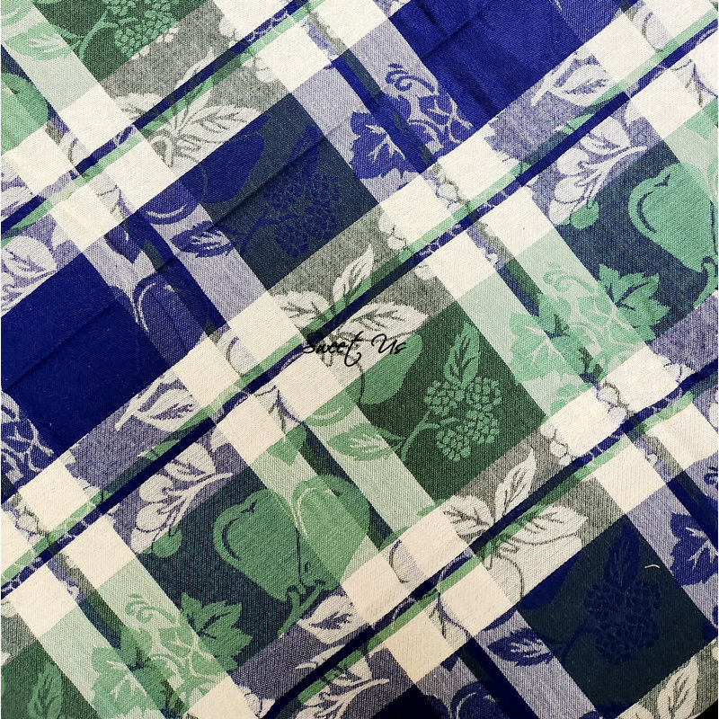 Jacquard Grapevine Set of Four Cotton Napkins, 60" x 60", Square