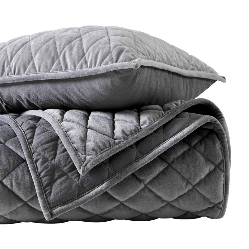Diamond Velvet 3 Piece Quilt Set, Queen Quilt + 2 Standard Shams, Charcoal Grey