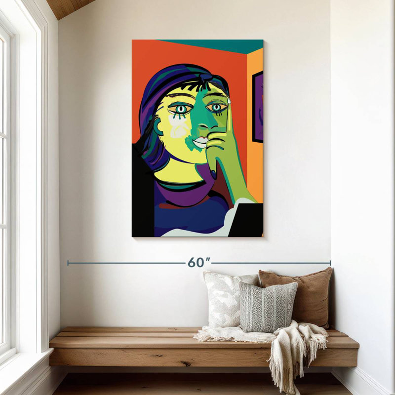 Femme de pensée moderne Leisha, H 45 po x l 30 po