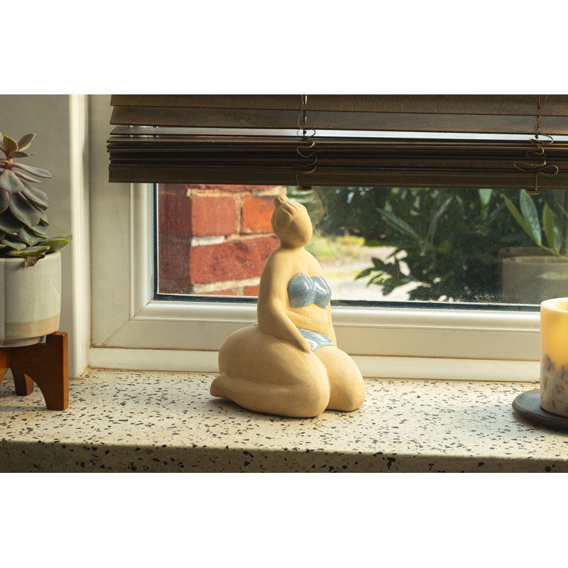 Sosa People Figurines & Sculptures