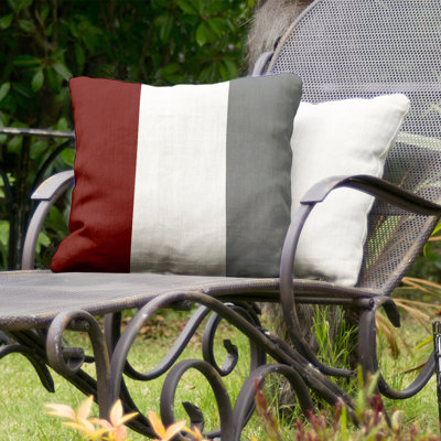 Mississippi Woof Indoor/Outdoor Throw Pillow
