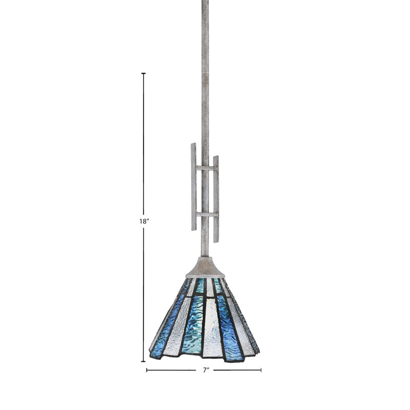 Mini-luminaire suspendu avec tige Uptowne illustré dans une finition argentée vieillie avec verre d'art de glace de mer de 7 po