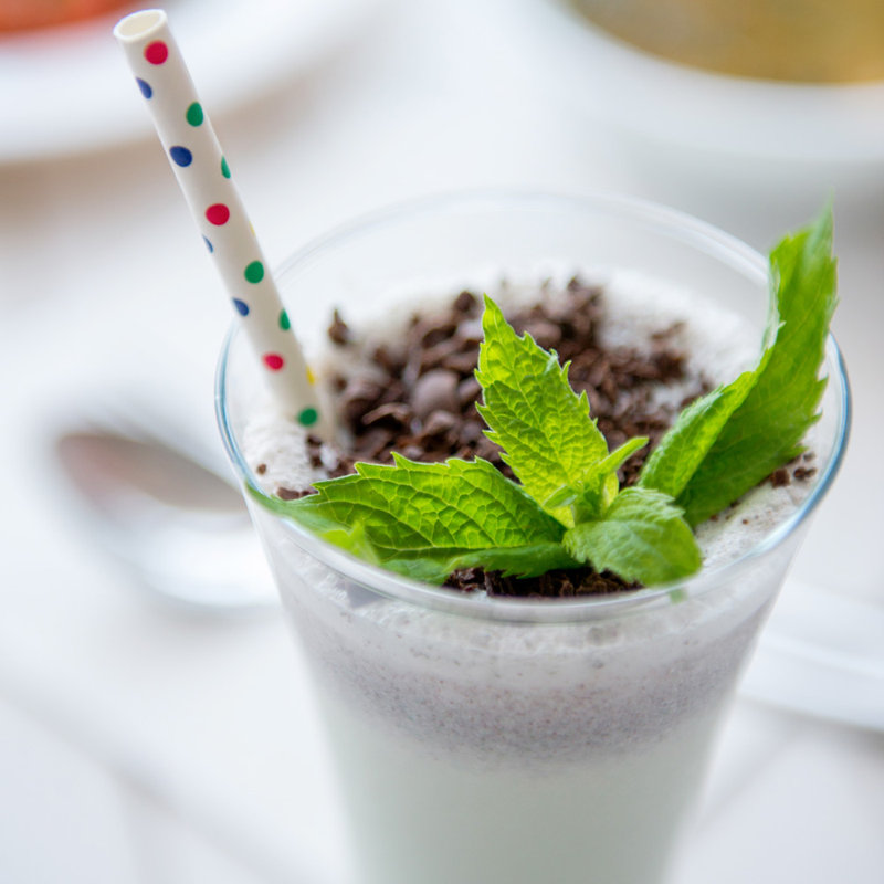Paper Straws & Drink Accessories