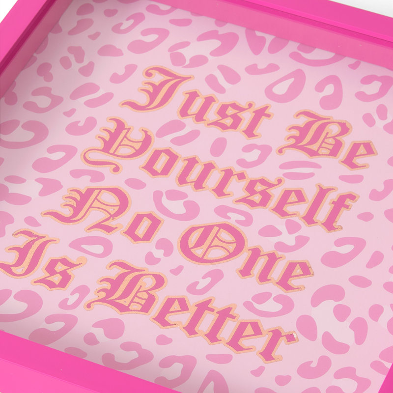 Tableau en boîte d'ombre Juicy Couture, 14 po x 14 po, Just Be Yourself - rose
