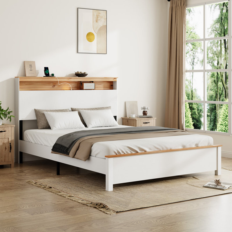 SUPÉRIEUR DE LIT QUEEN AVEC STATION DE CHARGEMENT CADRE DE LIT EN BOIS: Ce cadre de lit rustique avec tête de lit et station de charge intégrée est simple à installer et facile à utiliser, blanc classique
