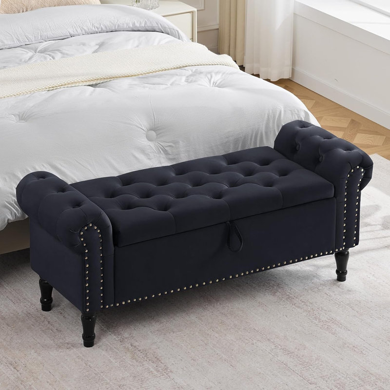 Banc de rangement pour chambre à coucher avec accoudoirs capitonnés et garniture cloutée 51 po Lunara, 51 po de largeur
